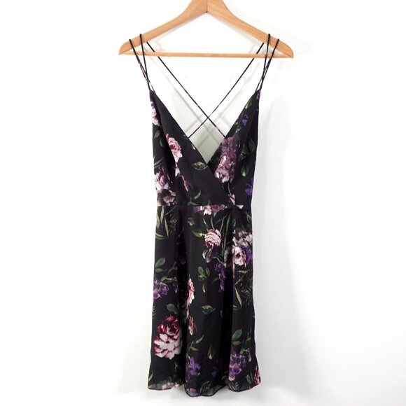 Fame and Partners Dress 6 Black V Neck Strappy Mini Floral Cocktail Flowy Small - Picture 1 of 15